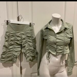 NWT MANIERE DE VOIR 2 PC SHORT SET SIZE SMALL